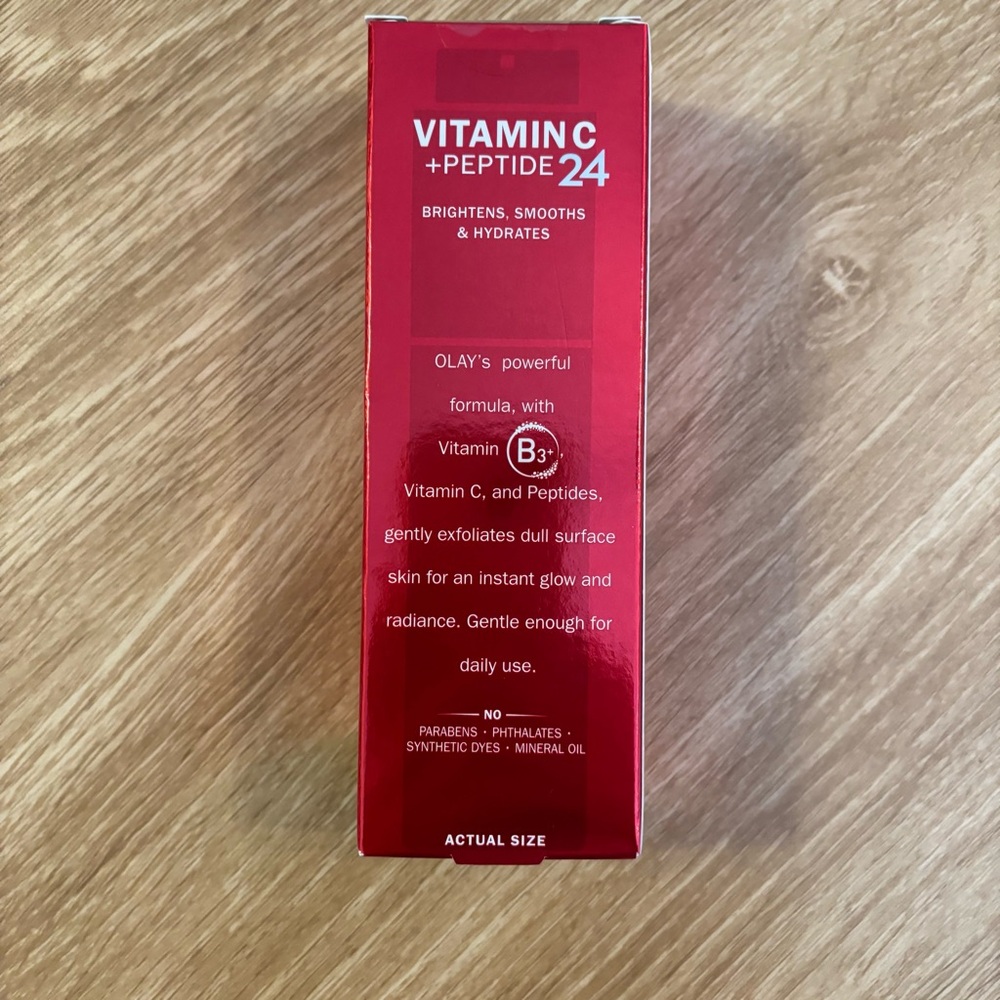 OLAY Vitamin C + Peptide 24 Brightening Peel - Orange and Silver - Picture 2 of 3